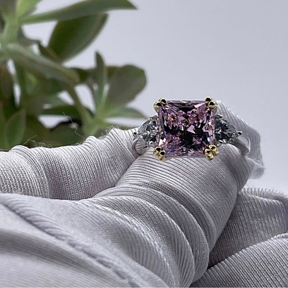 Pink Lab Hybrid Engagement Ring - Picture 2 of 8